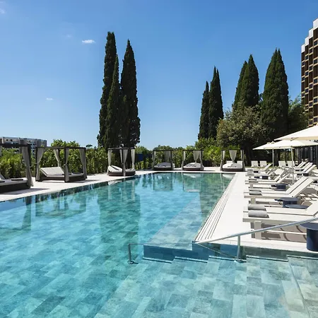 Barcelo 4*