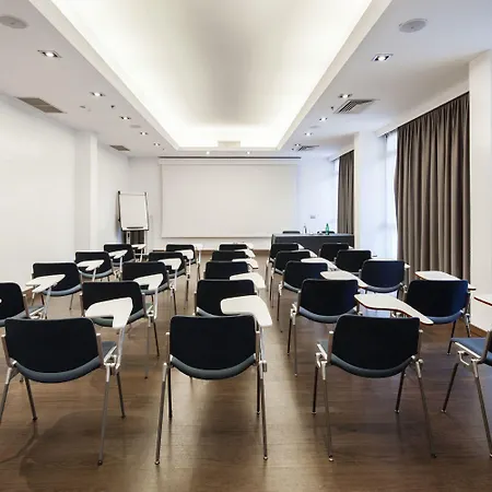 Hotel Barcelo Roma 4*